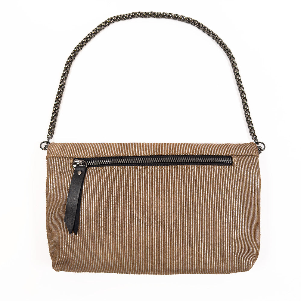 The Farah - nutshell-silver by evokewomen is a versatile accessory featuring a brown textured design, complete with a sleek snake spine chain strap and front zipper pocket.