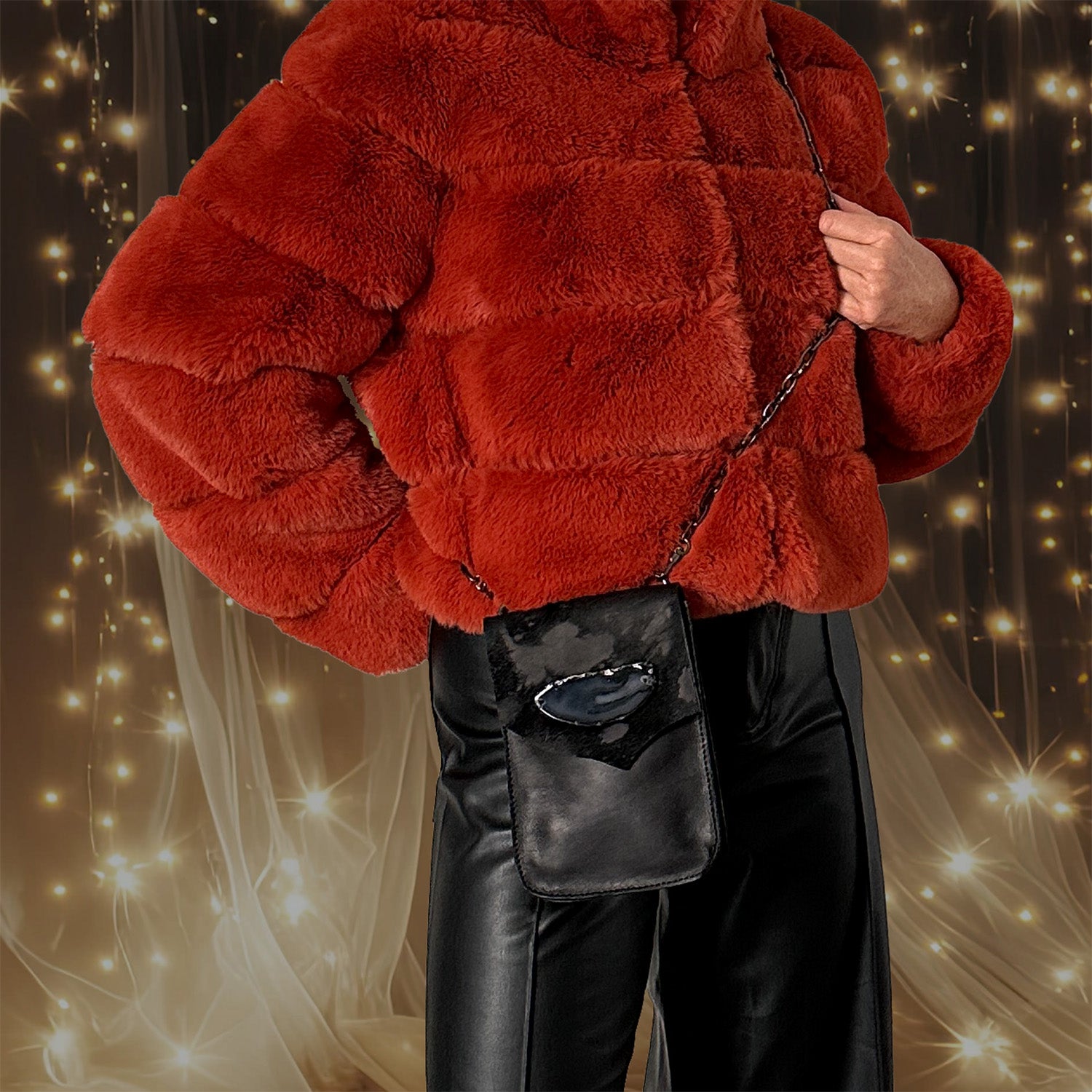 PAULINA - BLACK FUR FLAP