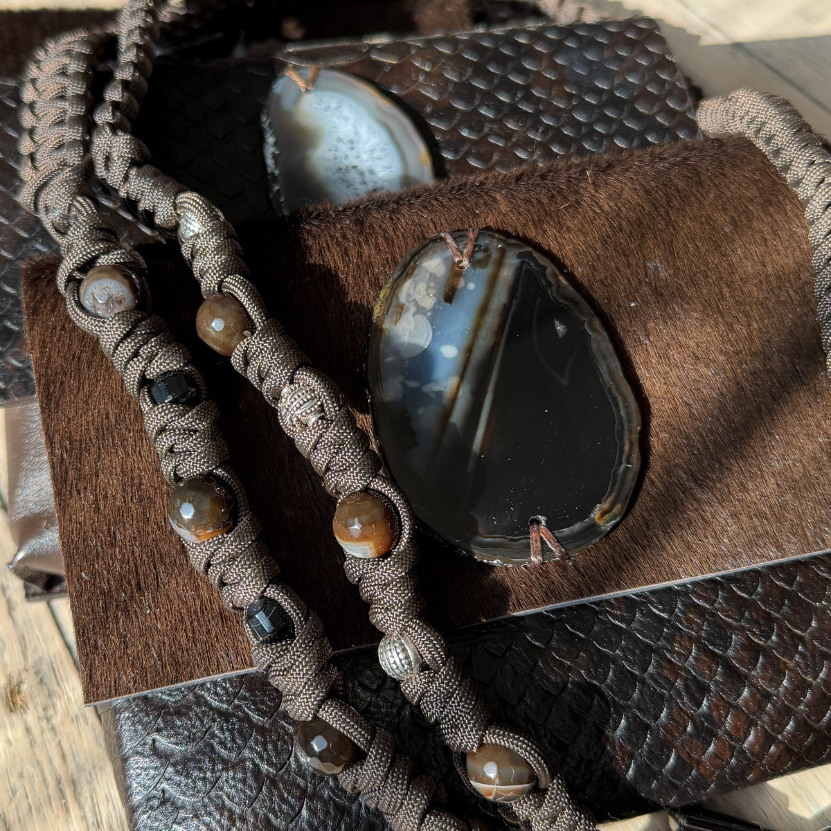 KNOTTED SHOULDER STRAPS