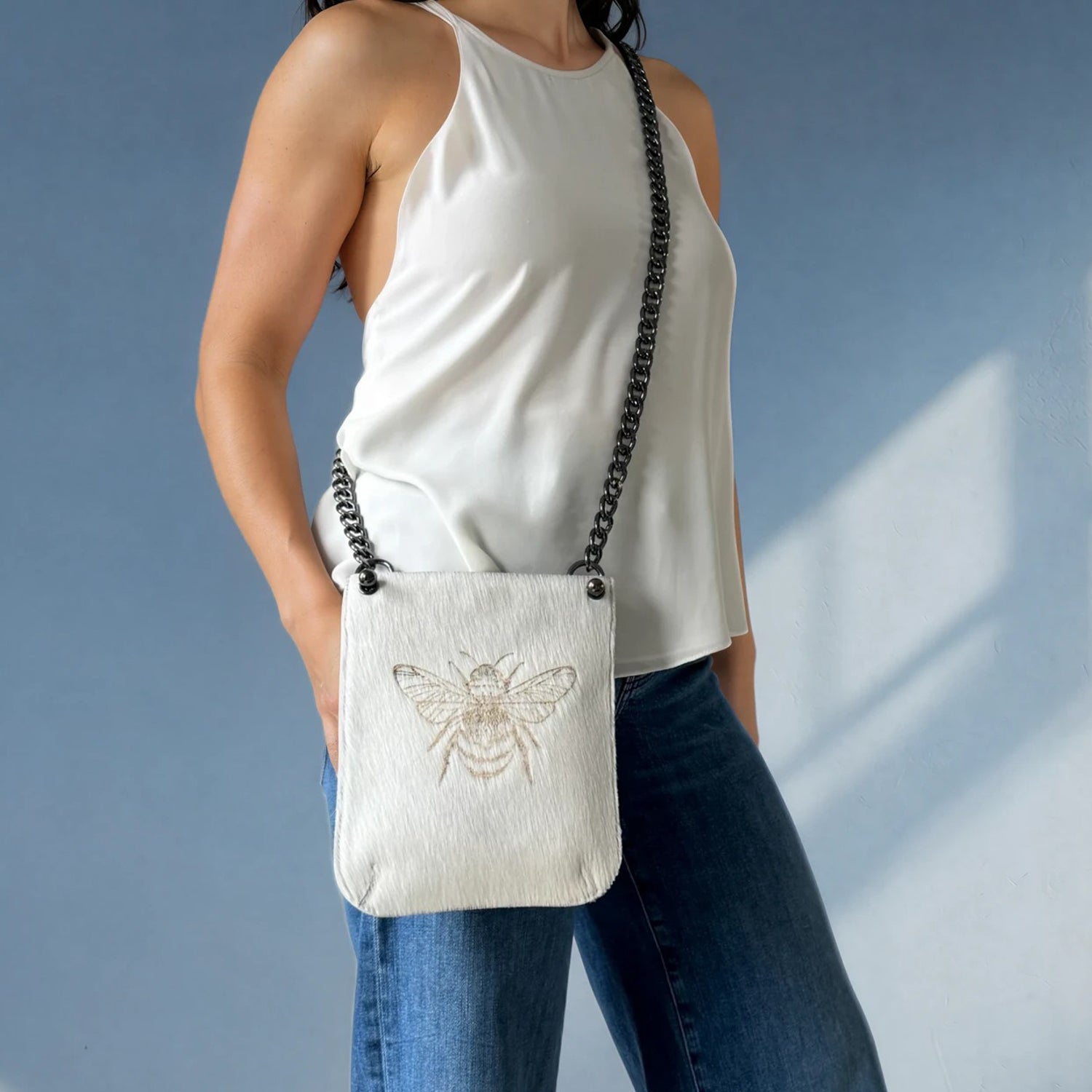 Evita - off white - Bee